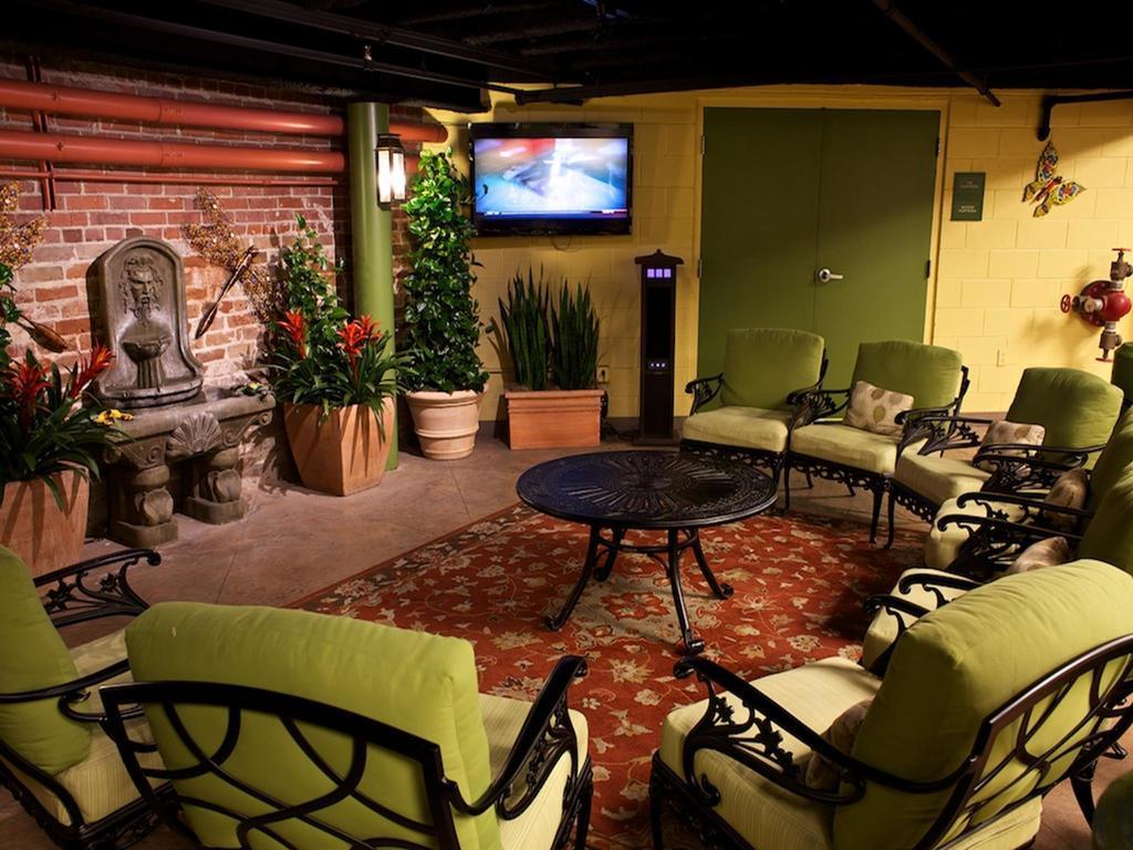 Club Wyndham La Belle Maison New Orleans Exterior foto